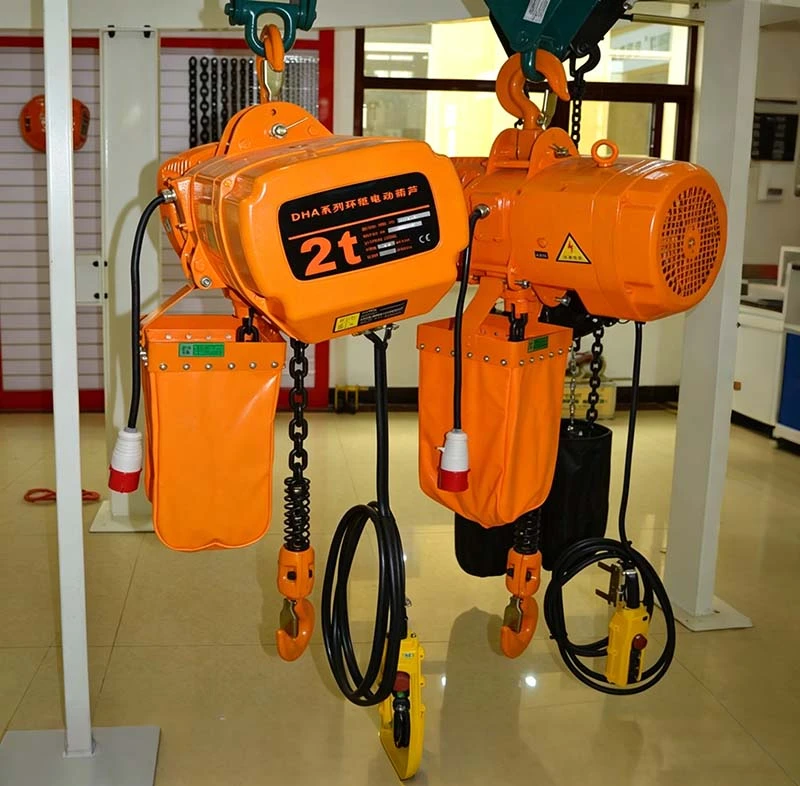 Elektromos láncos emelő 2 tonna